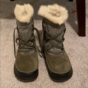 Sorel Winter Boots size 8